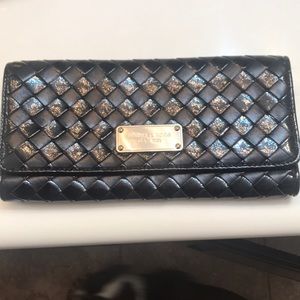 Michael kors clutch